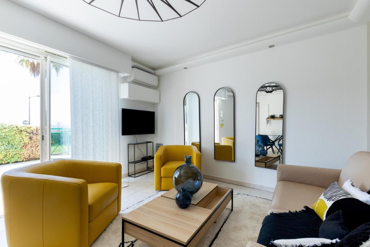 Le Palm Beach Sanary-sur-Mer Eksteriør billede